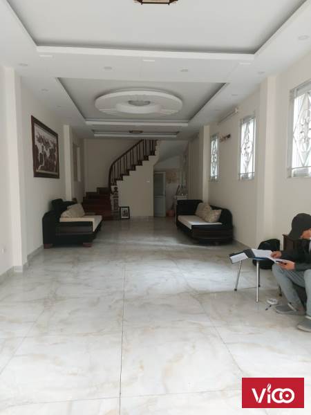 52M2 6 Tầng Gara Ô tô Bồ Đề Long Biên chỉ nhỉnh 5 tỷ