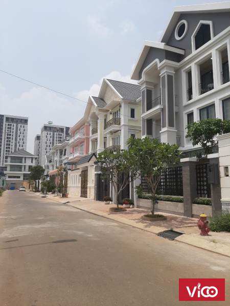 CHÍNH CHỦ Bán BT đơn lập Đường Liên Phường, Quận 9. Giá 24Tỷ300