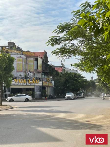 Biệt thự Linh Đàm , 330m, giá 54 tỷ, lô góc kinh doanh sầm uất, thang máy , thuộc khu trung tâm