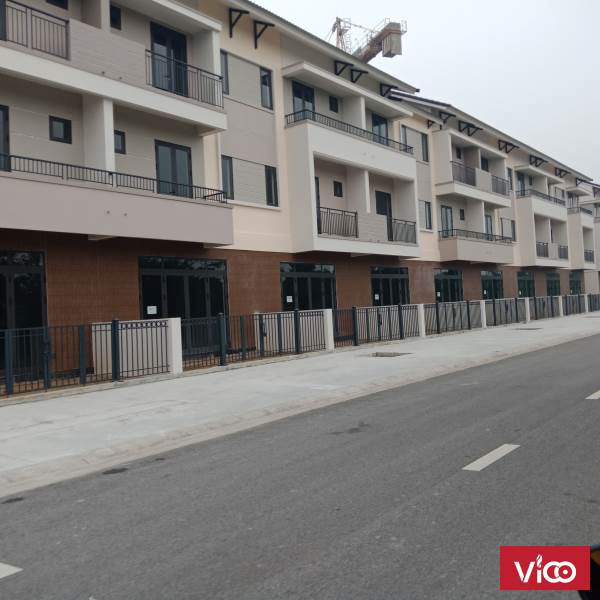 Bán căn shophouse đối diện trường học , khu trung tâm thương mại giá đầu tư tốt