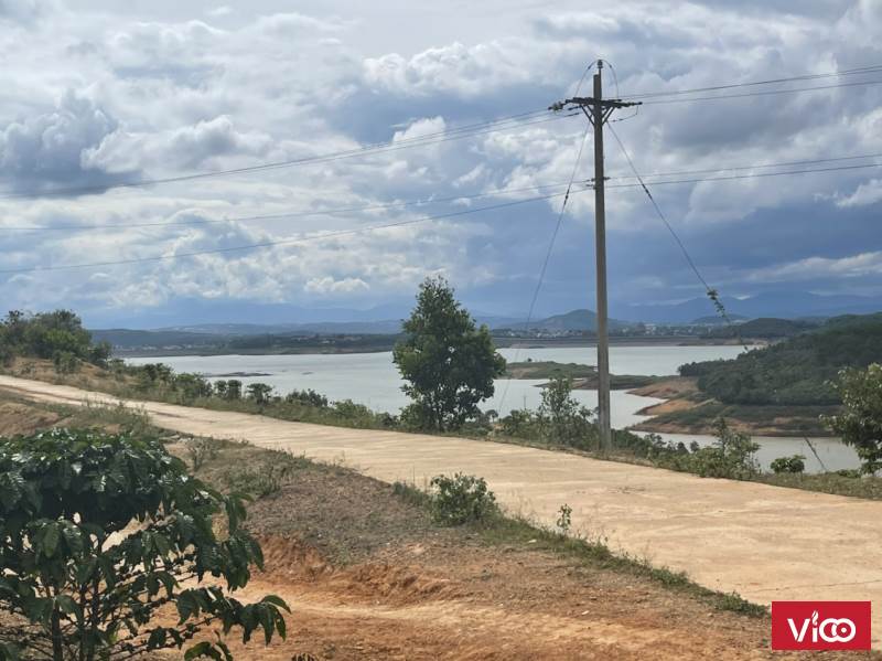 B18. Cần bán lô đất mặt tiền đường bê tông , View hồ Thuỷ Điện Đại Ninh. Tà Hine Đức Trọng Lâm