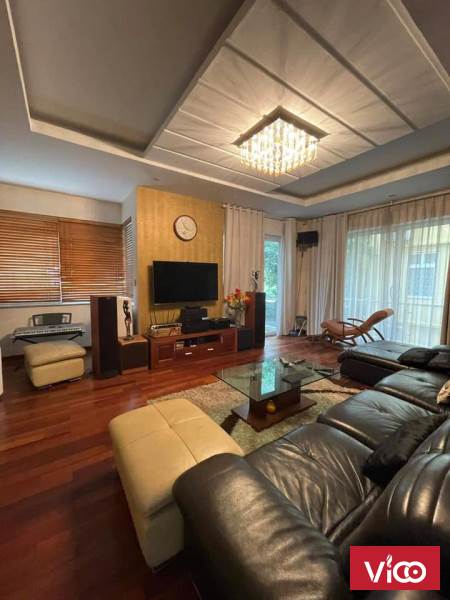 Hiếm!!! Gia Đình Cần Bán Căn Biệt Thự Phường Bồ Đề, 100m2, 5 Tầng, Mặt Tiền 7m, Nhỉnh 11,9 Tỷ.