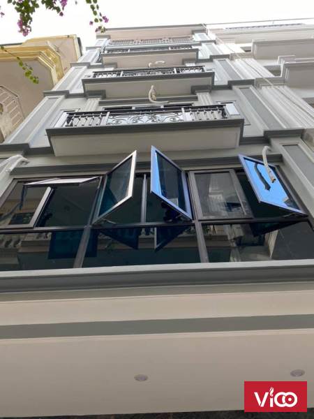 BÁN GẤP! TÒA VĂN PHÒNG 7 TẦNG, THANG MÁY PHỐ QUAN NHÂNNGUYỄN NGOC VŨ, DT 50M, MT5M, GIÁ 13 TỶ.