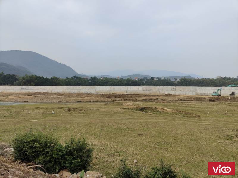 Cần bán 1008m có 300 thổ cư view sông Bùi giá 7.xtr/m2,gần 2 siêu dự án lớn của Lương Sơn