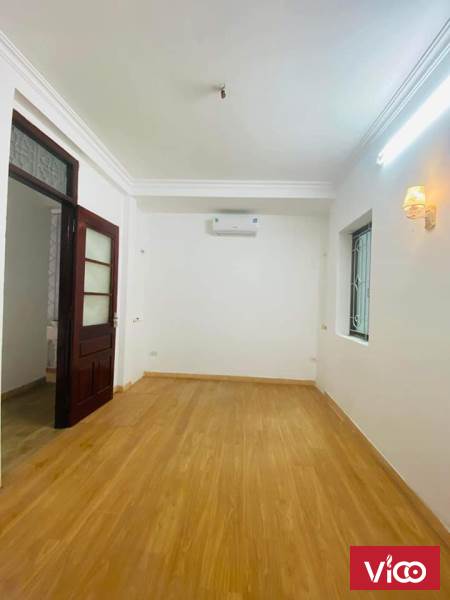 Chính chủ bán nhà Trương Định , Hai Bà Trưng lô góc , nhà đẹp ở ngay 37m2 , giá nhỉnh 2 tỷ , liên