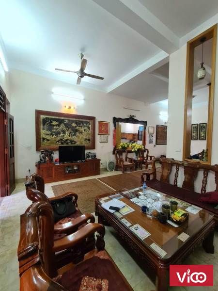 Biệt Thự Sân Vườn Đẳng Cấp150 m2 x 3 tầng chỉ 13.5 tỷ số Ngọc Thụy Long Biên.