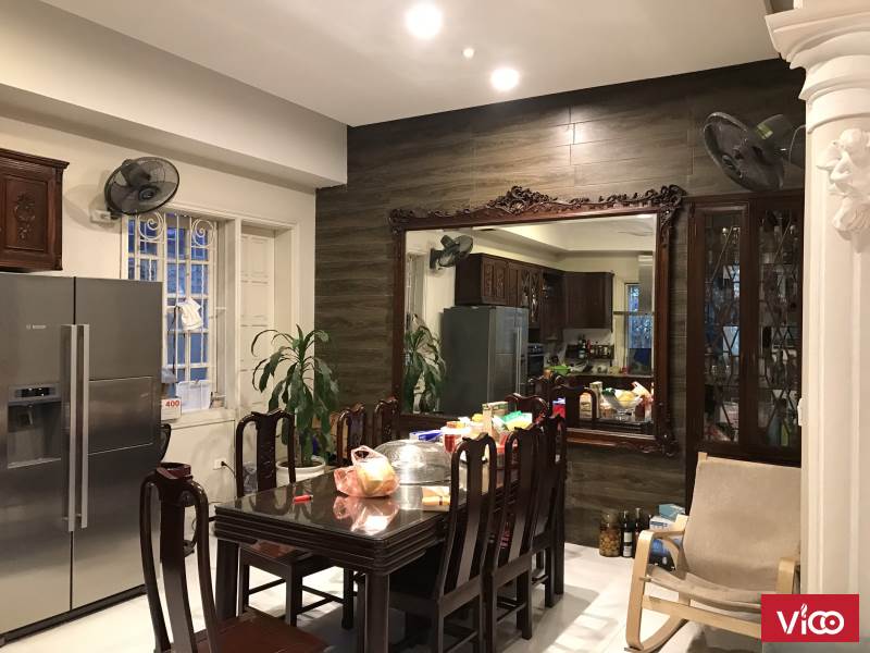 chính chủ cần bán gấp biệt thự nhà vườn 245m2 tại phố hoàng văn thái, khương trung