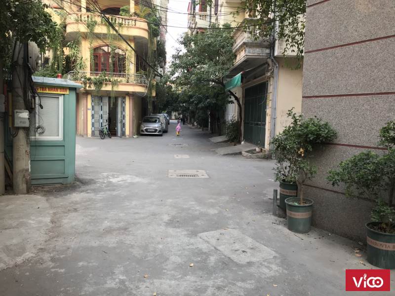 Chính Chủ Cần Bán Biệt Thự Nhà Vườn Hoàng Văn Thái DT 245m2 2 Mặt Ngõ Ô.tô Đỗ Sân LH