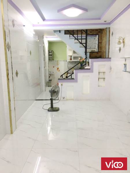 Nguyên căn 1lầu 2PN hẻm 4m cho thuê giá 7 triệu Mr Nam