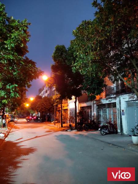 Siêu Phẩm Đẹp Nhất KĐT Văn Phú Ngay Sát Công viên DT 91m 5 Tầng Mặt Tiền 4.8m 12.5 tỷ