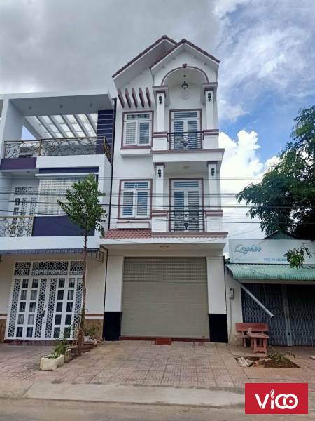 Bán nhà hoàn thiện 1 trệt 2 lầu cạnh KCN Trà Nóc. Trả trước 790tr nhận nhà