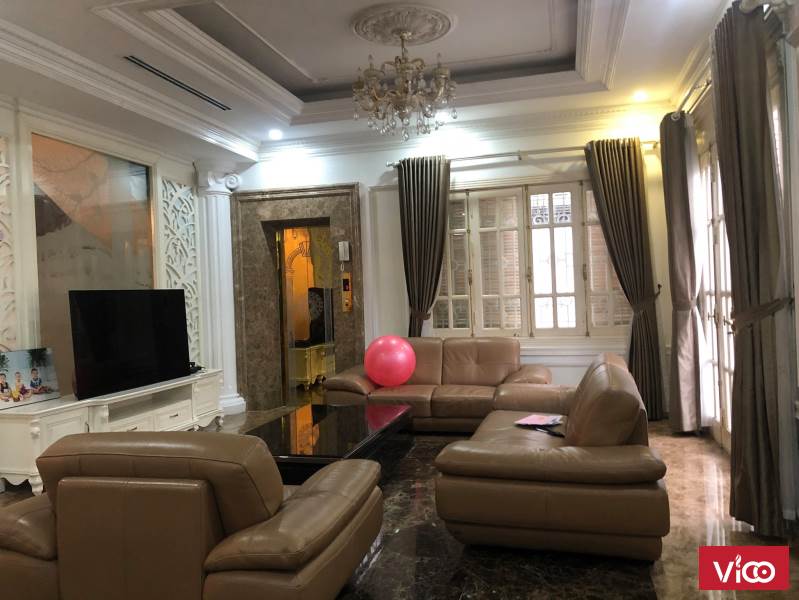 Gia Đình Cần Bán Căn Biệt Thự KĐT Việt Hưng, 200m2, 4 Tầng, Mặt Tiền 10m, Nhỉnh 29 Tỷ.