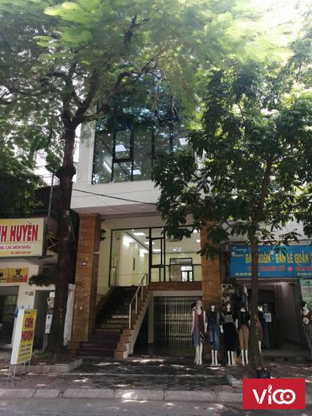 Cho thuê tòa nhà 100m8 tầng mặt phố Vũ Tông Phan, sẵn vào hoạt động, giá 70tr có thương lượng