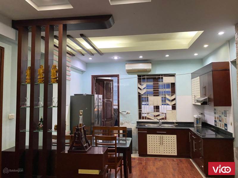 Chủ nhà cần bán CHCC 184 Hoàng Quốc Việt