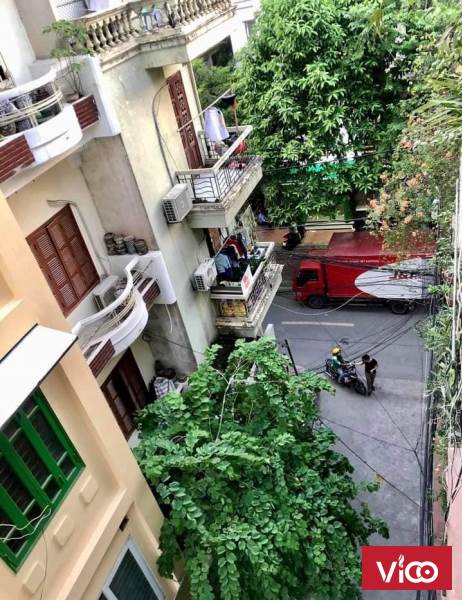 BÁN BIỆT THỰ NHÀ PHỐ HUỲNH THÚC KHÁNG, ĐỐNG ĐA 6 TỶ HƠN ÔTÔ ĐỖ CỬA