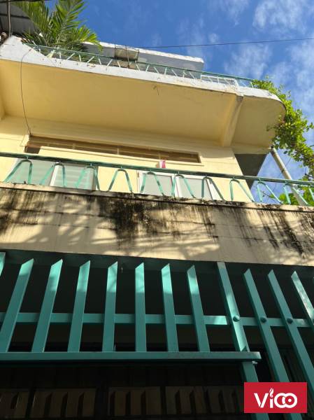 Nhà cũ tiện xây dựng mới hẻm thông đường Võ Trứ F9 Q8