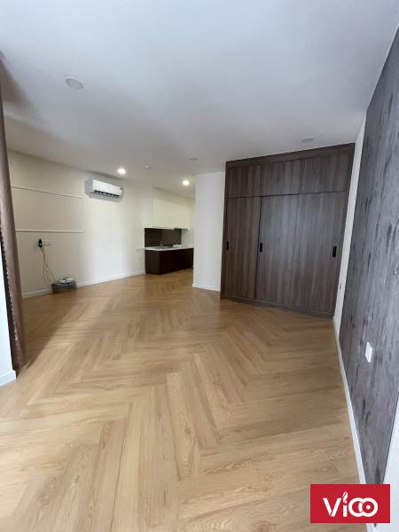 Cho thuê gấp căn 1PN/39m2 full sàn gỗ , rèm , máy lạnh , nước nóng , giá chỉ 7tr/tháng khu Giai