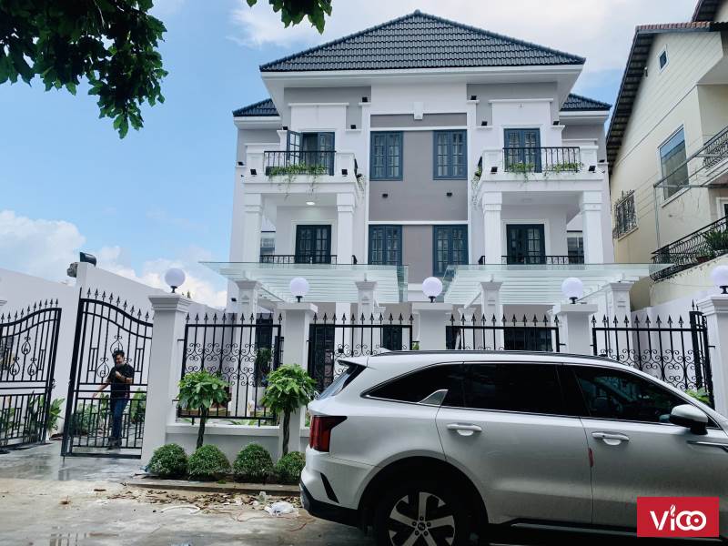 Cấn bán rẻ biệt thự xinh 493m2 Nguyễn Văn Linh Q7 TP.HCM 43.2 tỷ