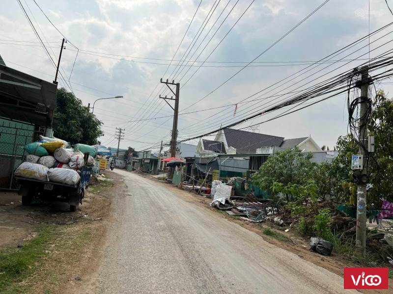 Bán đất thổ cư mặt tiền 826C, ấp Phước Thới, xã Phước Lại, cần giuộc. 4,4 x 31,5m 140m2 giá 2,8 tỷ