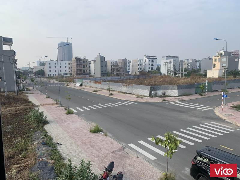 Bán Tòa nhà KDC Phú Hồng Thịnh 10, 302m, 7.7 tỷ