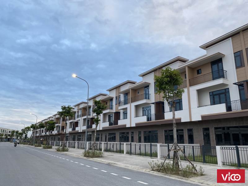 chính chủ cần bán nhanh căn shophouse 120m2 trục đường 26m bao thuế phí đã có sổ hồng