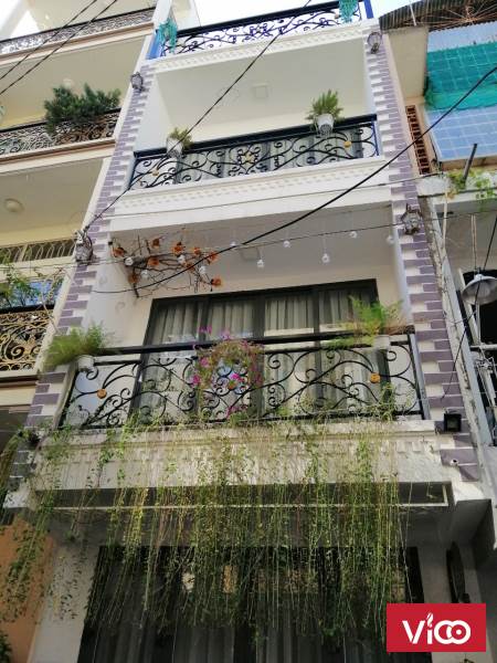 Bán nhanh trong tuần nhà phố 1 trệt 2 lầu Huỳnh Văn Bánh Q. Phú Nhuận TP.HCM 11.8 tỷ