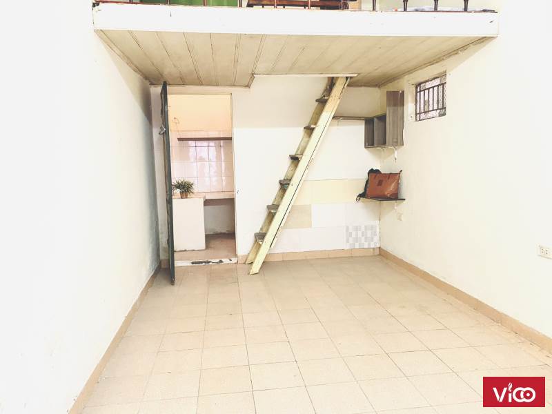 Chính chủ cho thuê nhà cấp 4 có gác xép, 30m2,giá 3.3 tr/tháng tại Lê Quang Đạo, LH 0986610659