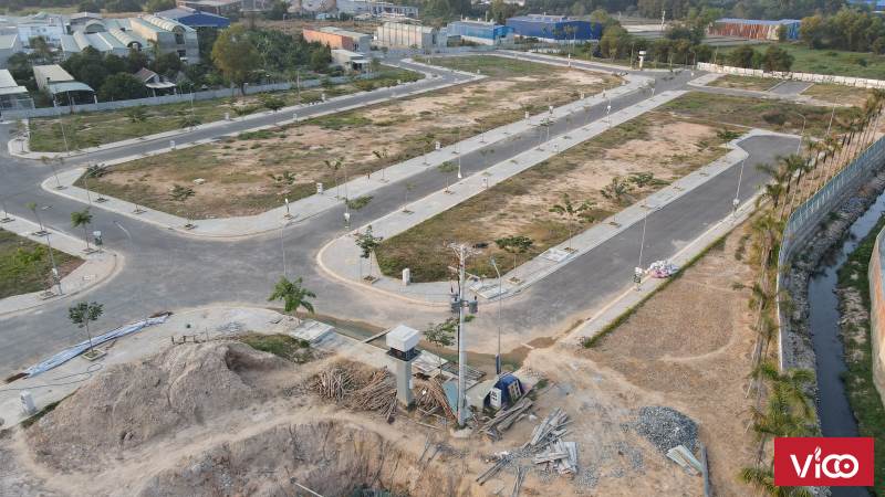 Khánh Bình smarthome Nằm trên đường DH418, gần chợ Quang Vinh.