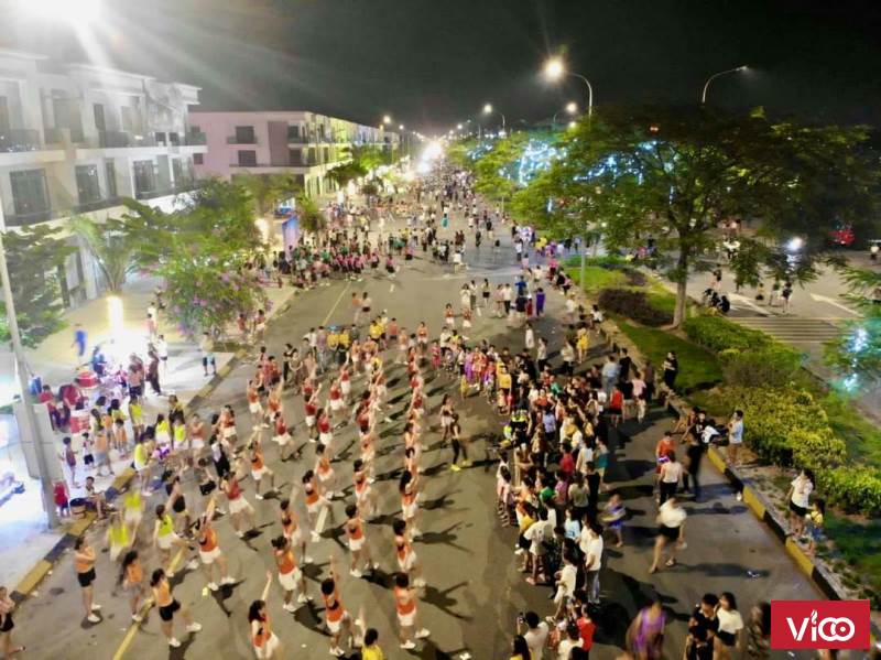 PHỐ ĐI BỘ ĐƯỜNG 26M, GIÁ 8.x TỶ, LH 0978230698 Trung tâm KĐT CENTA CITY TỪ SƠN BẮC NINH