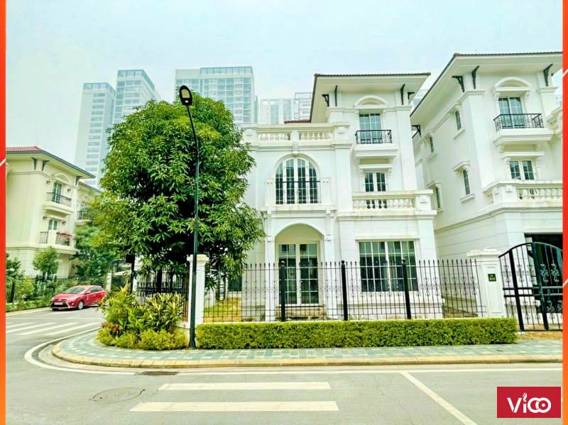 Siêu Sốc! Bán Biệt Thự Đơn Lập Embassy Garden, 260m2, 3 tầng, hiếm nhà bán, vị trí cực đẹp, hàng