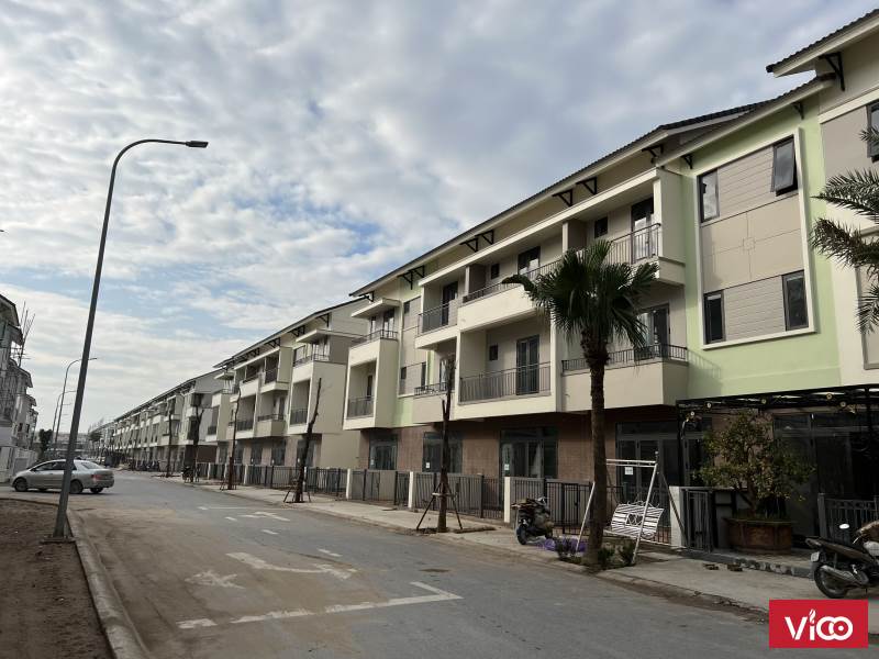 Tôi cần chuyển nhượng căn shophouse 90m2 bao thuế phí tại thành phố Từ Sơn