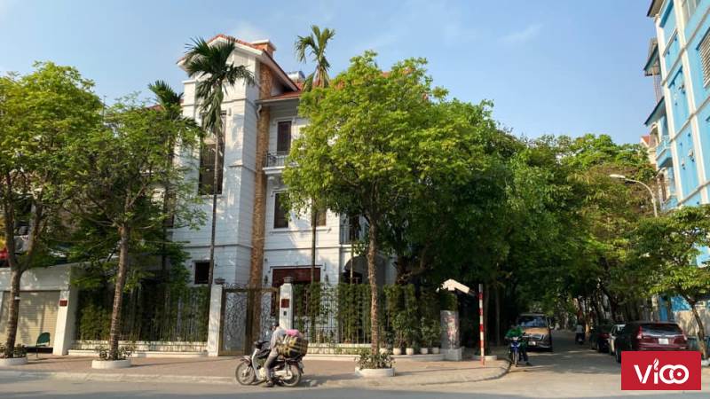 BIỆT THỰ ĐẸP KĐT VĂN KHÊ 220M2 4T MT 14M CHỈ 31 TỶ