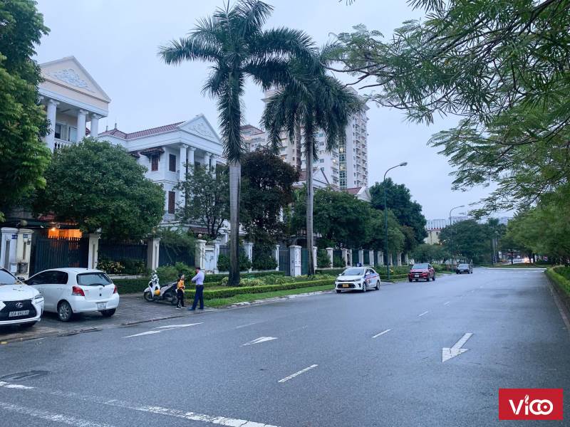 BIỆT THỰ CIPUTRA ĐẲNG CẤP CHÂU ÂU MẶT PHỐ 2 LÀN ĐƯỜNG VỊ TRÍ ĐẮC ĐỊA NỘI THẤT TIỀN TỈ.