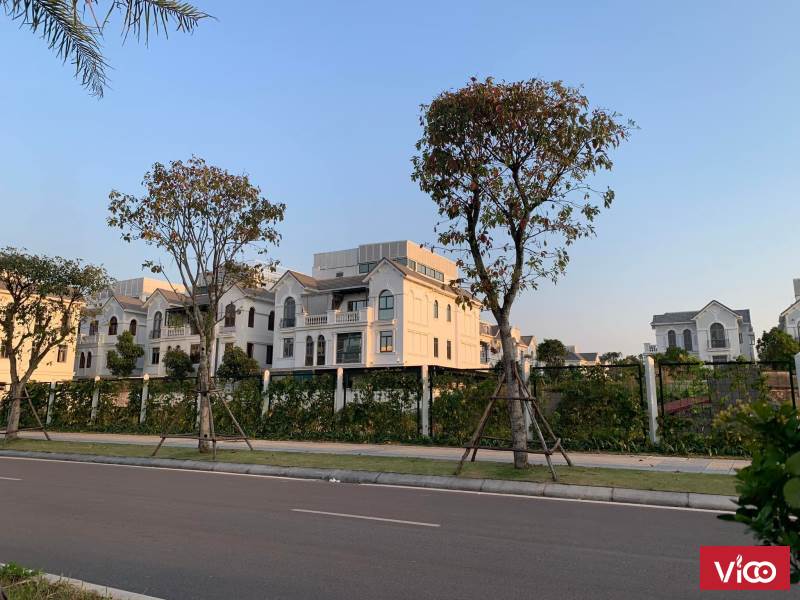 BÁN BIỆT THỰ KHU VIỆT HƯNG,ĐỨC GIANG, LONG BIÊN, 200M4T, 32 TỶ, ĐẲNG CẤP, FULL NỘI THẤT NHẬP KHẨU.