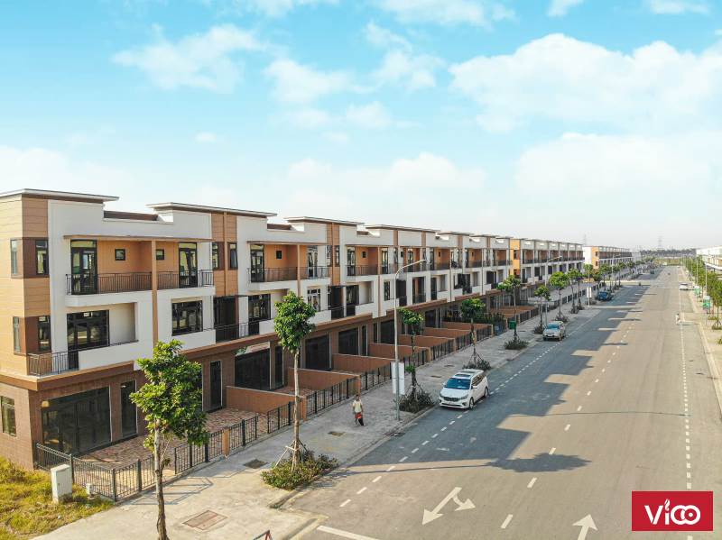 bán nhà đã hoàn thiện chỉ mang vali về ở tại trục phố kinh doanh 26m của khu đô thị CENTA CITY