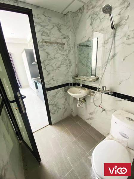 CẦN BÁN TOÀ CCMN MỚI 7T THANG MÁY, FULL NỘI THẤT, DT 700TR/NĂM,