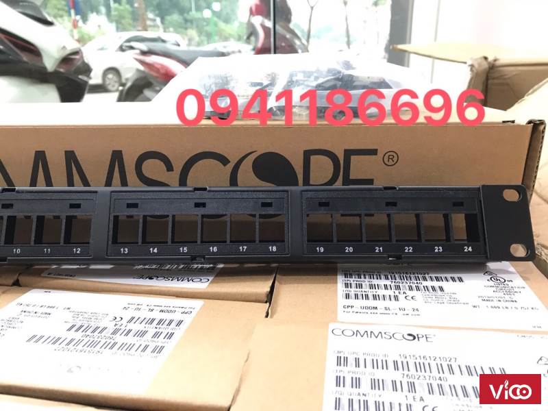 Phân phối Thanh đấu nối patch panel 24 cổng cat5e/ Cat6 UTP,1U mã 760237040 commscope