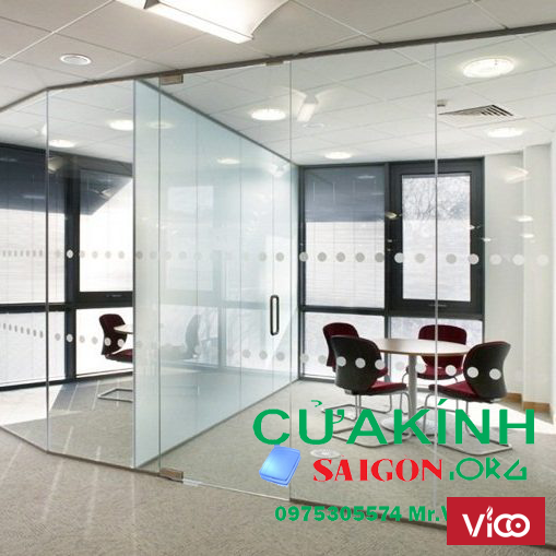 Lắp kính thủy lực văn phòng quận 7