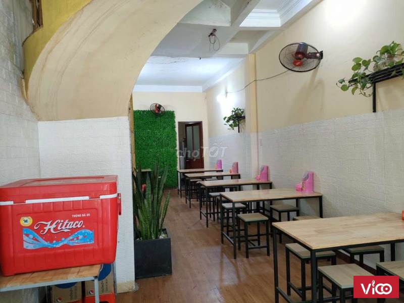 Cần sang quán, thiết kế đẹp giá thuê rẻ