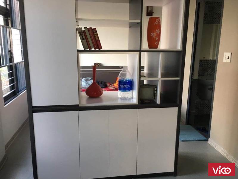 Chính chủ, nhà đẹp, lô góc Phố Trạm, Long Biên, 5 tầng, 40m2, ô tô đỗ cửa 4,7 tỷ