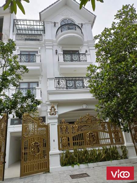 Bán Biệt Thự Siêu Víp KĐT Việt Hưng 200m2, View vườn hoa, Nội thất xịn, thiết kế hiện đại