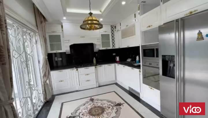 Bán biệt thự tại Euroland Mỗ Lao Hà Đông, hai mặt đường, sân vườn, 130m2 x 4T, MT 10m .