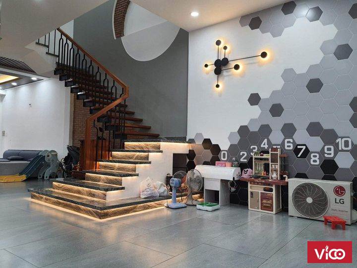 Bán nhà phố quận Bình Thạnh gần khu đô thị vinhomes nhà mới giá chỉ 7.5 tỷ