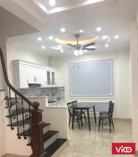 Chỉ hơn 3 tỷ có nhà 40,x4 tầng, gần Aeon, ô tô đỗ cửa.