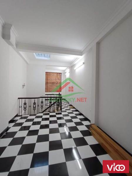 CHÍNH CHỦ BÁN NHÀ THỤY KHUÊ TÂY HỒ 35m2, 4TẦNG, MẶT TIỀN 3,3m