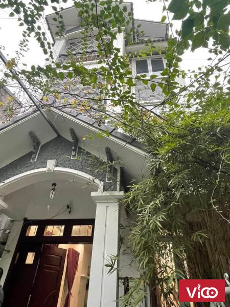 Chính chủ bán biệt thự 160m2 tại Ngọc Thụy, Long Biên,giá đẹp, đường xe tải, ở sướng