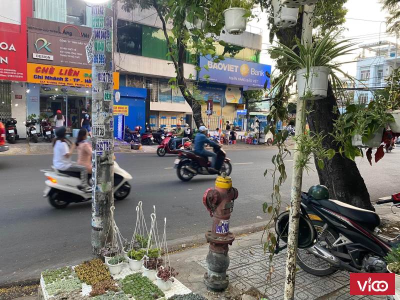 Mình cho thuê GẤP MB kinh doanh Nhà N/C vi trí bao đẹp , sầm uất khu Bàu Cát , Q. Tân Bình ( có