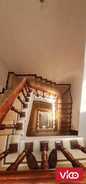 2 thoáng trước sau vĩnh viễn 30m ra mặt phố Trần Hưng Đạo oto đỗ cửa , vào nhà kinh doanh