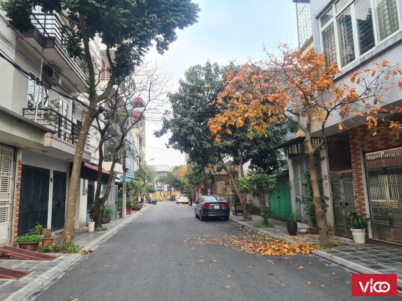 Bán nhà khu 918 Phúc Đồng, mặt tiền hơn 6.2m.