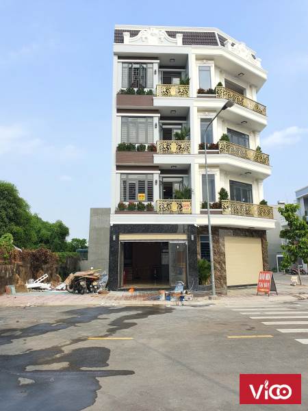 Bán Nhà Tp Dĩ An 1 Trệt 3 Lầu PHÚ HỒNG THỊNH 6 ,Trục Chính 22m, Nhà Đúc 4 Tấm Kiên Cố